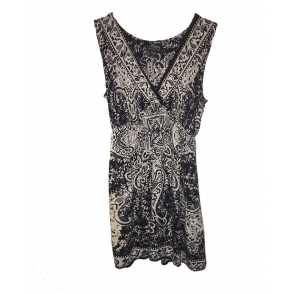 [Angie] Sleeveless Black & Cream Large